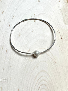 Floating Pearl Bangle